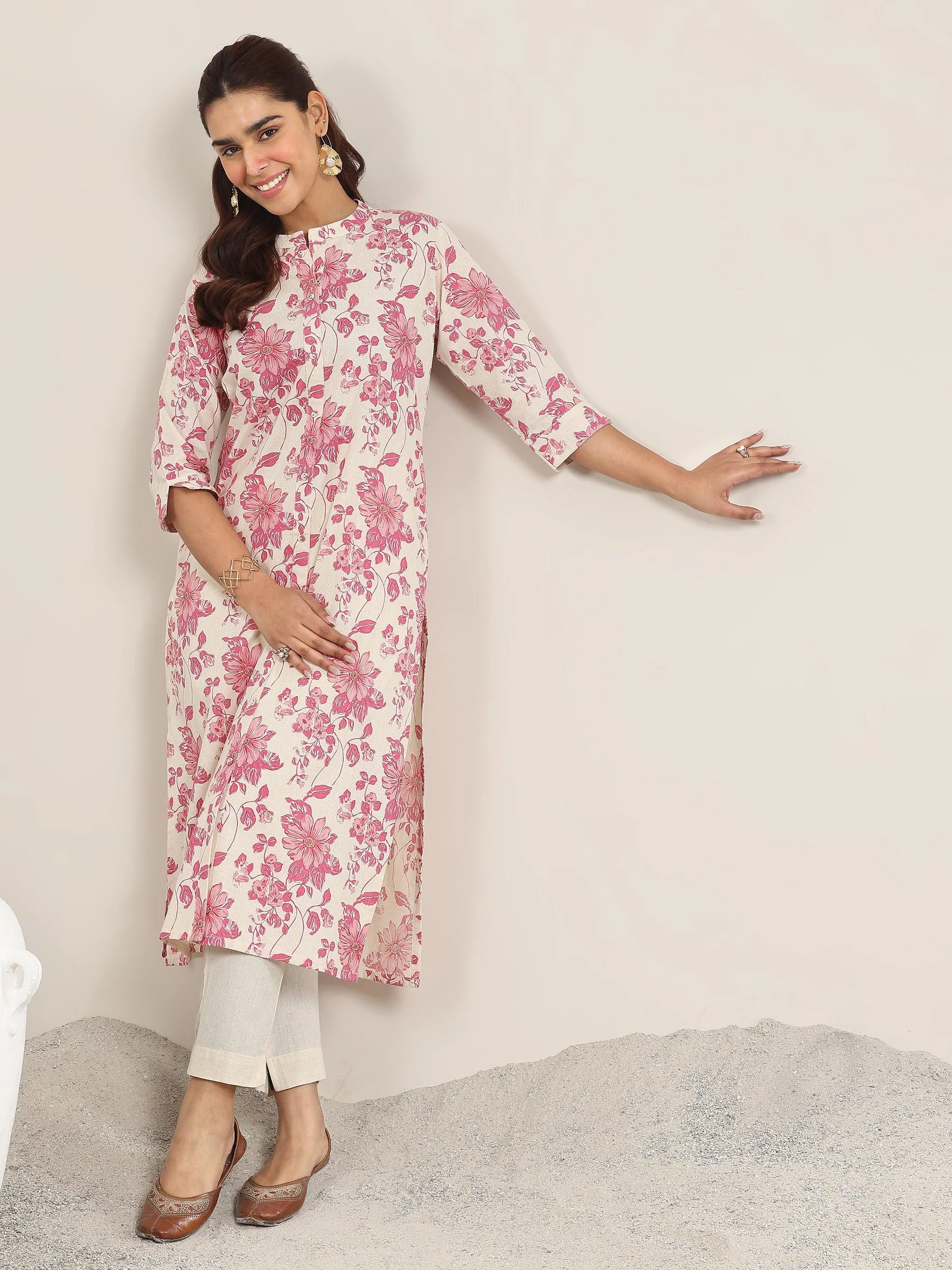 29417O__5Main.webp Pink Printed Cotton Straight Kurta - Image 1