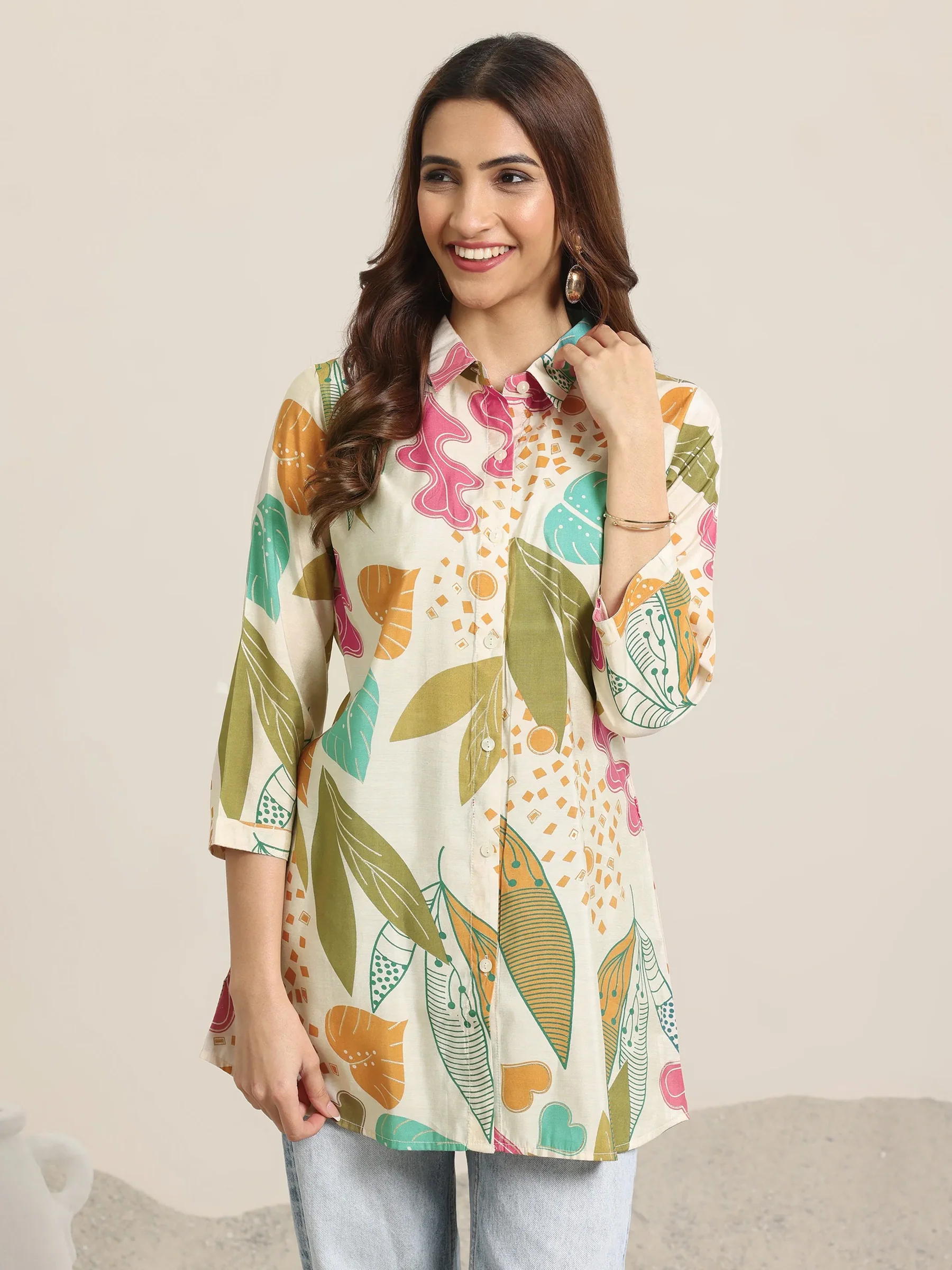 98010_5Main.webp Beige Printed Silk Blend Straight Short Kurti - Image 1